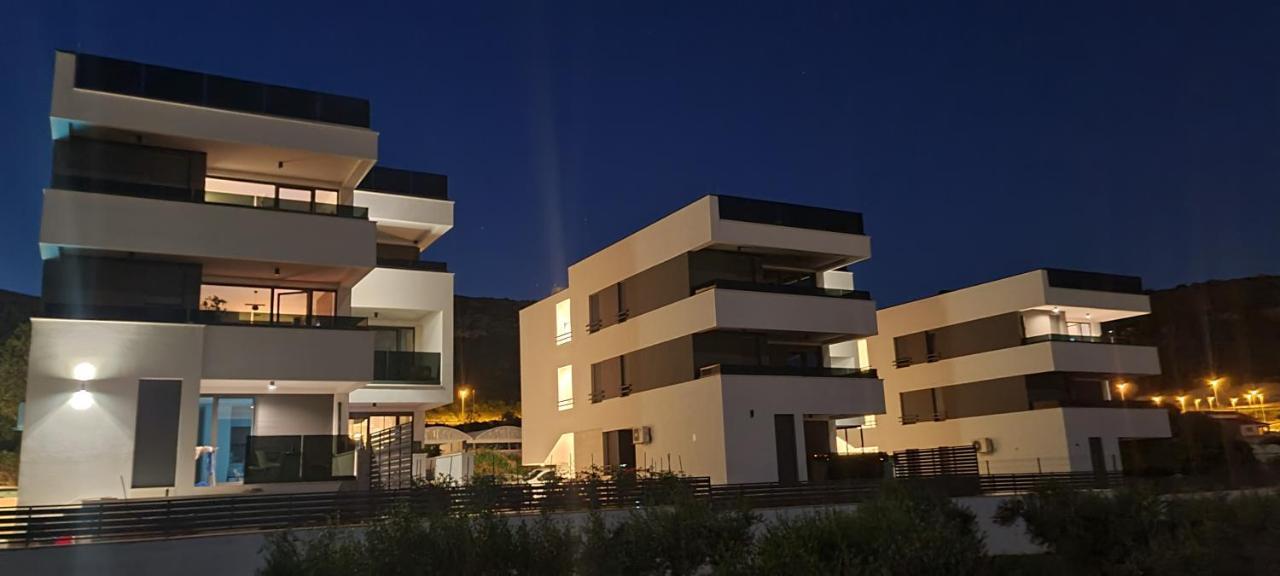Penthouse Apartman Marcelina In Traù Esterno foto