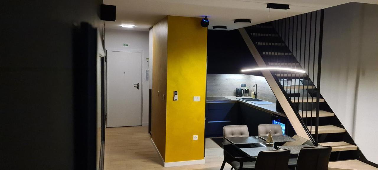 Penthouse Apartman Marcelina In Traù Esterno foto