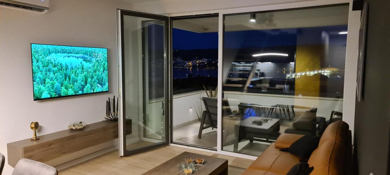 Penthouse Apartman Marcelina In Traù Esterno foto